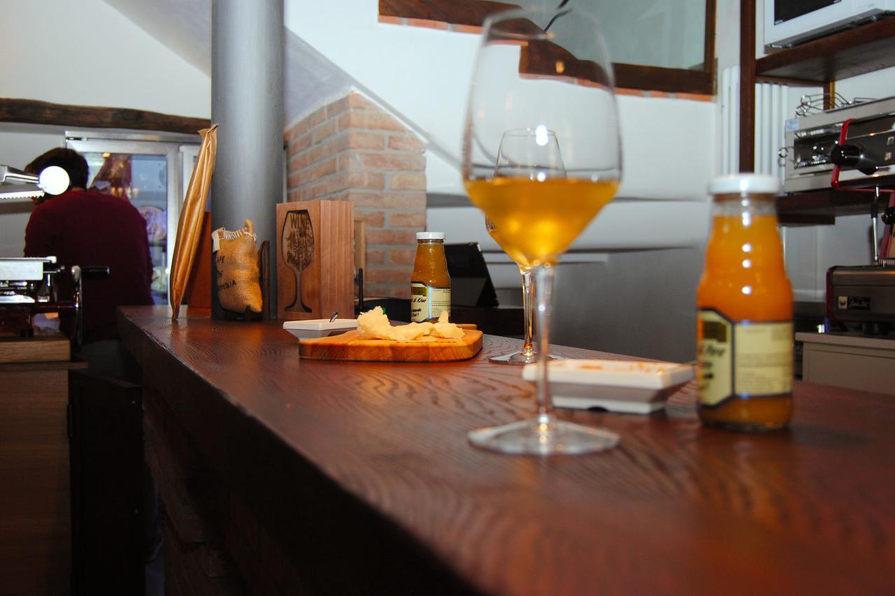 Locanda Del Furioso แฟร์รารา ภายนอก รูปภาพ