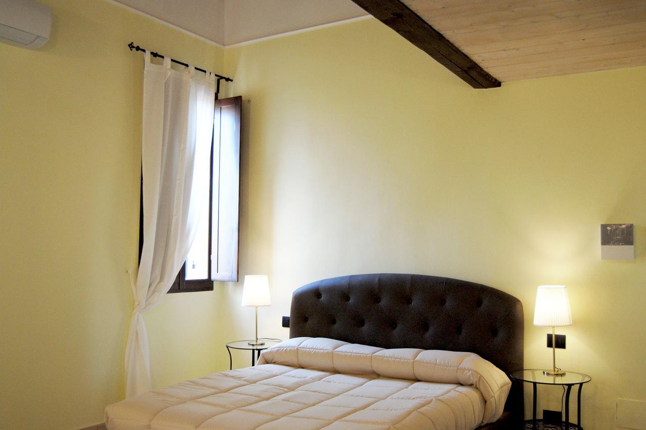 Locanda Del Furioso แฟร์รารา ภายนอก รูปภาพ